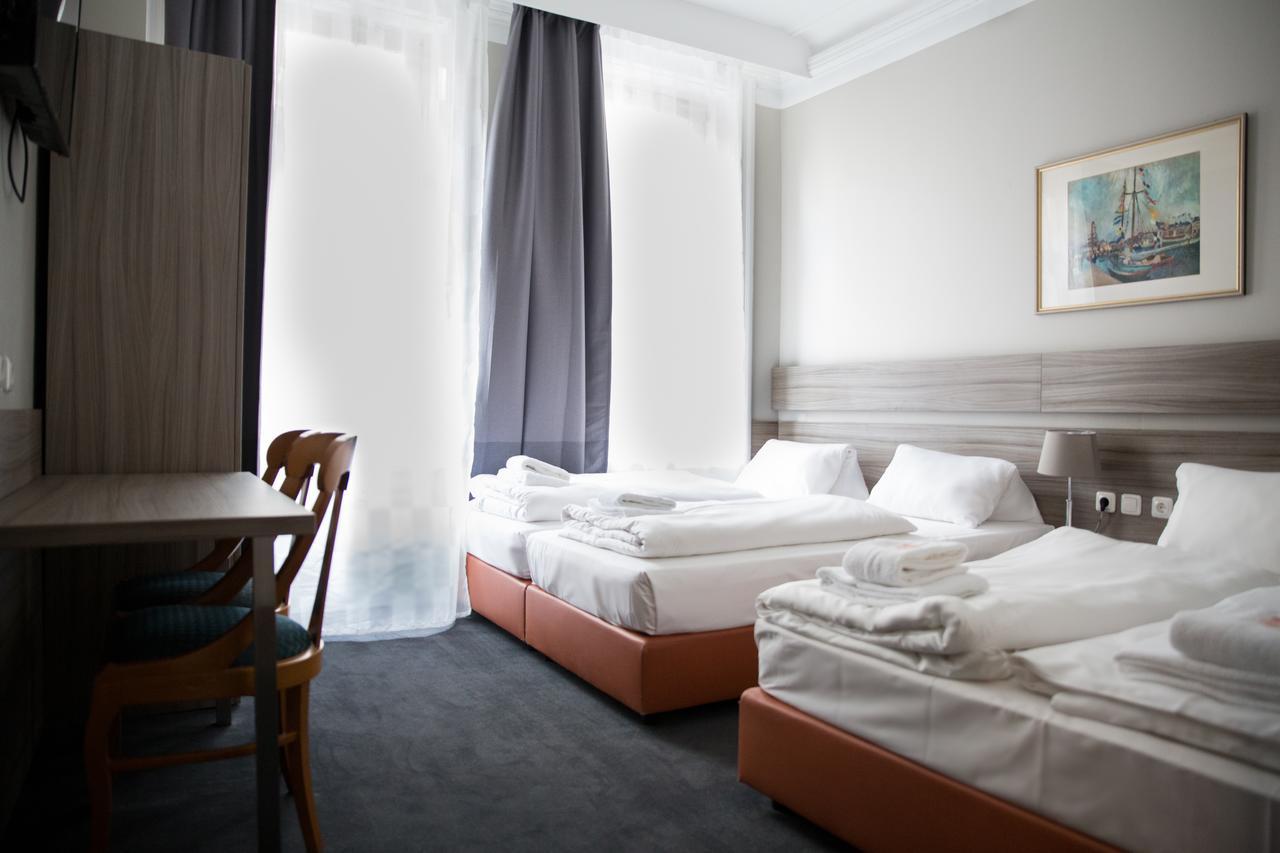 City Hotel - Heefa Ohg Hamburg Exterior foto